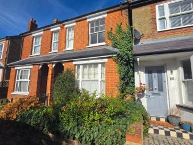 3 bedroom Terraced House To Let