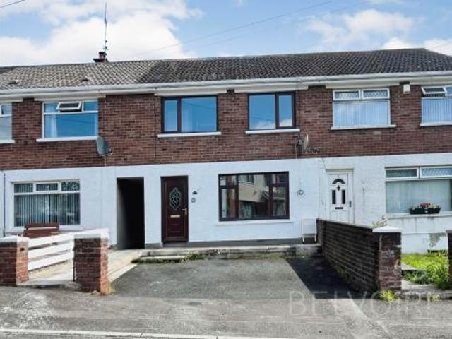 3 bedroom Terraced House To Let
