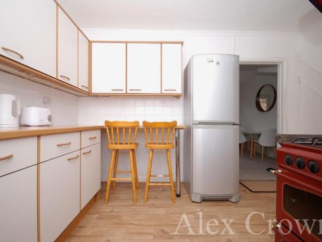 3 Bedroom Terraced House To Let