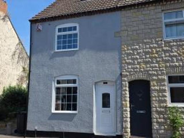 3 bedroom Terraced House To Let