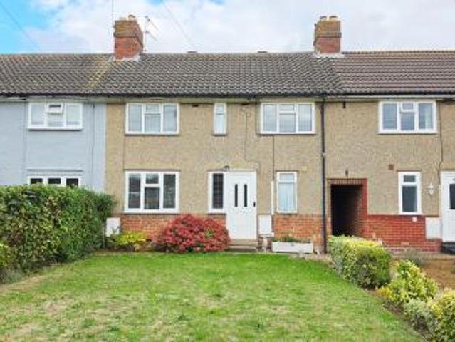 3 bedroom Terraced House To Let