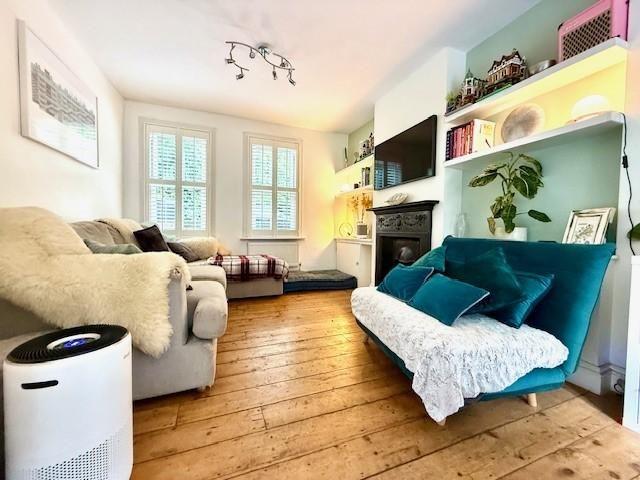 3 bedroom terraced house to rent