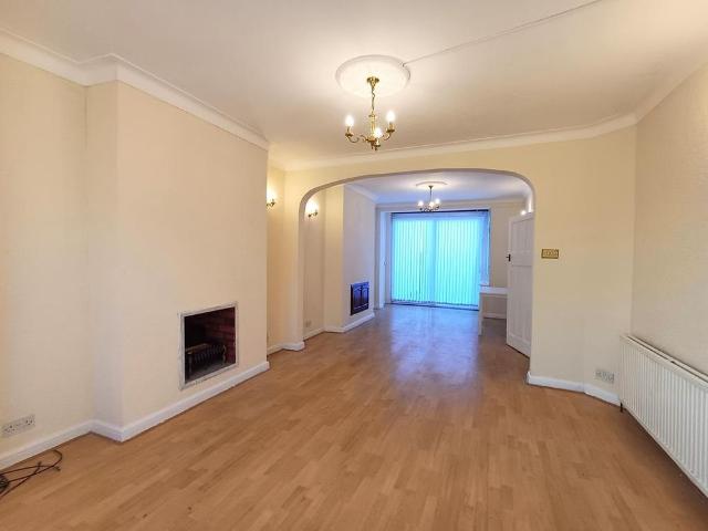 3 bedroom terraced house to rent