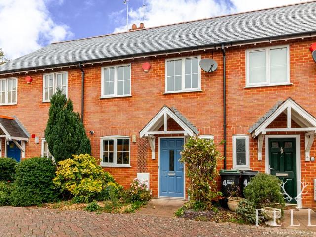 3 bedroom terraced house to rent