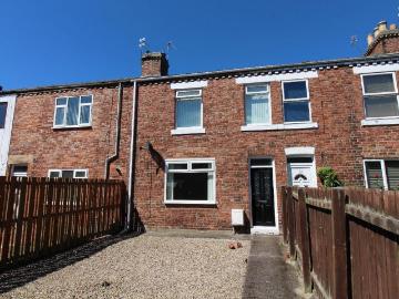 3 bedroom terraced house to rent