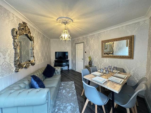 3 bedroom terraced house to rent