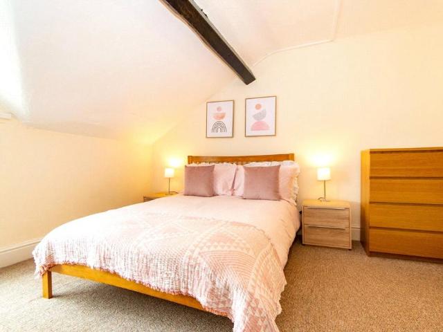 3 bedroom terraced house to rent