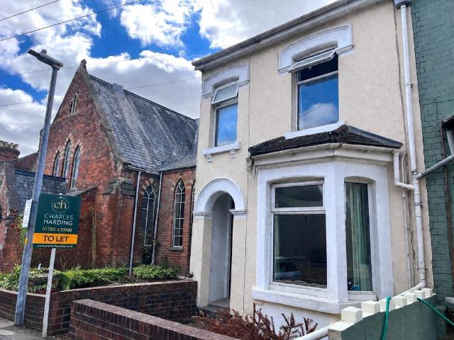 3 bedroom terraced house to rent