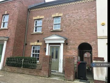 3 bedroom terraced house to rent