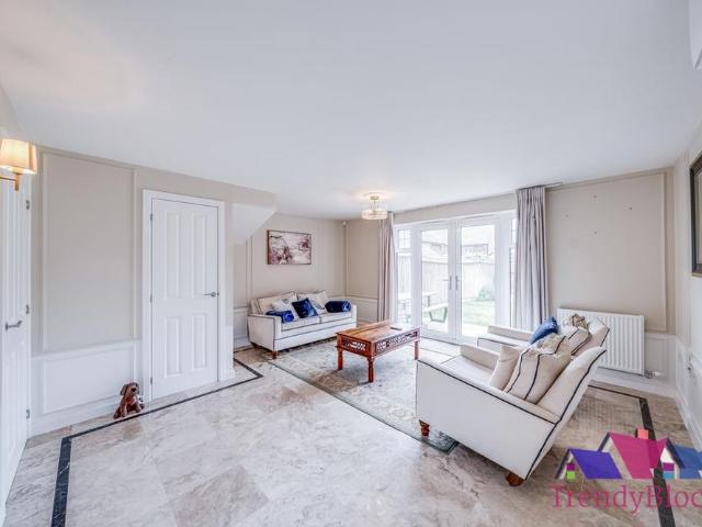 3 bedroom terraced house to rent