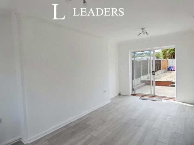 3 bedroom terraced house to rent