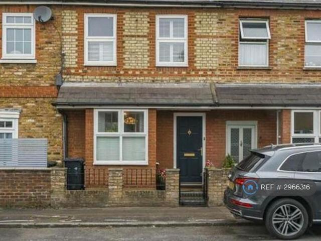 3 bedroom terraced house to rent