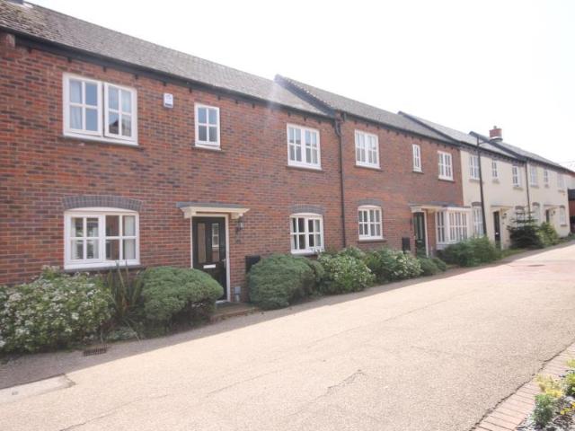 3 bedroom terraced house to rent