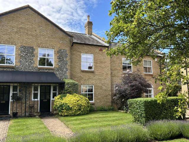 3 bedroom terraced house to rent