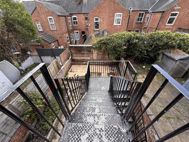 3 bedroom terraced house to rent