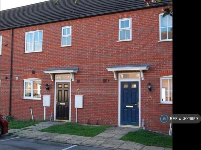 3 bedroom terraced house to rent