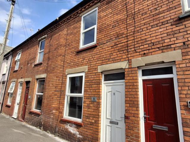 2 bedroom terraced house to rent