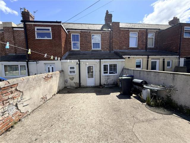 3 bedroom terraced house to rent