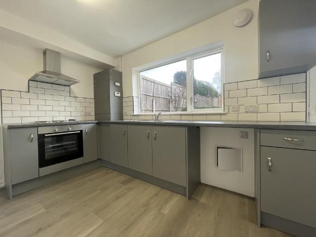 3 bedroom terraced house to rent