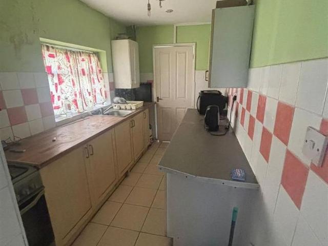 3 bedroom terraced house to rent