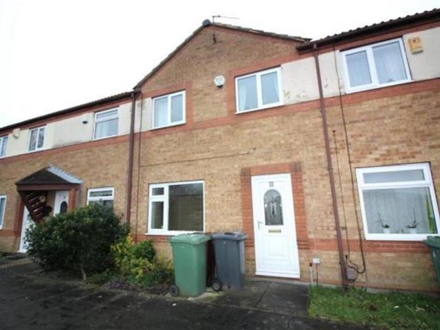 3 bedroom terraced house to rent