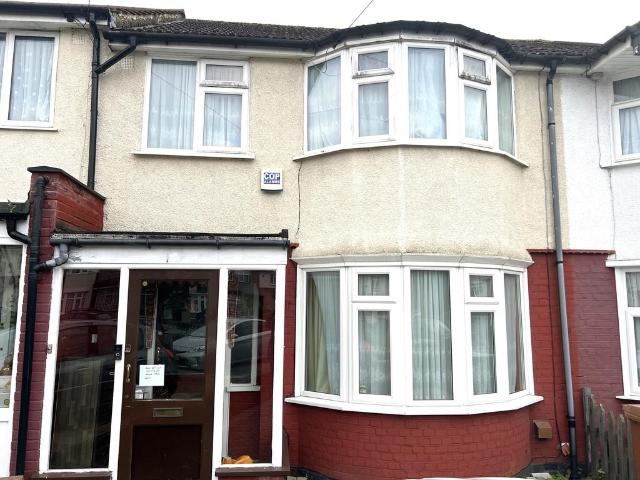 3 bedroom terraced house to rent