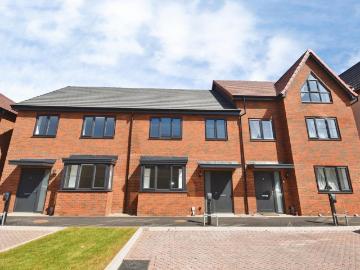 3 bedroom terraced house to rent