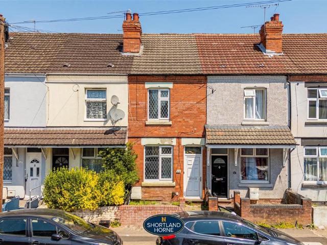 3 bedroom terraced house to rent
