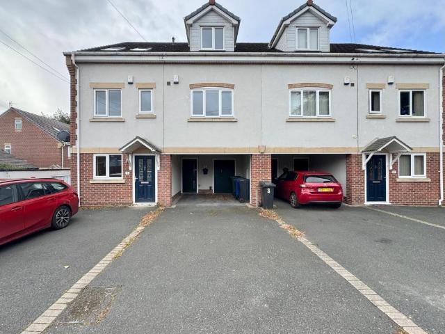 3 bedroom terraced house to rent
