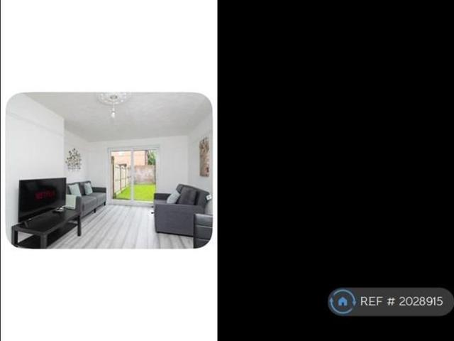 3 bedroom terraced house to rent