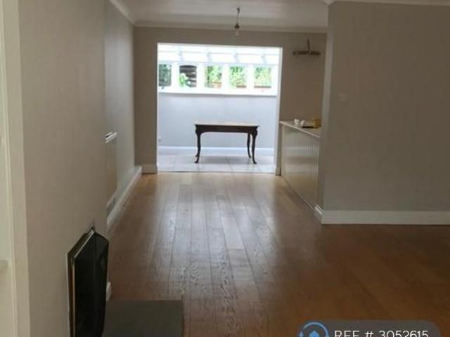 3 bedroom terraced house to rent