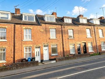 3 bedroom terraced house to rent