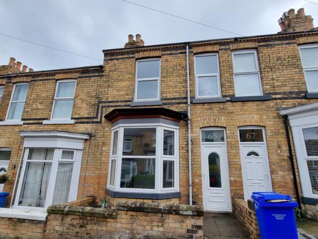 3 bedroom terraced house to rent