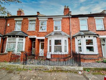 3 bedroom terraced house to rent