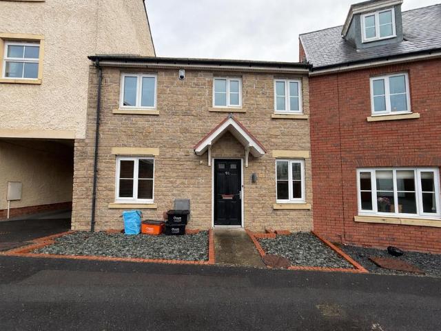 3 bedroom terraced house to rent
