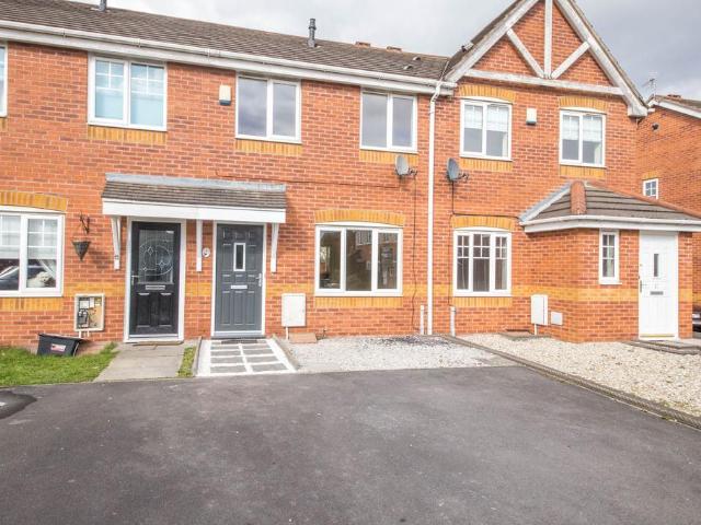 3 bedroom terraced house to rent