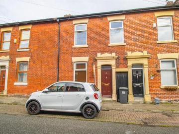 3 bedroom terraced house to rent