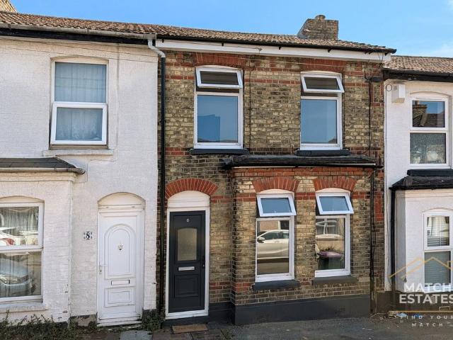 3 bedroom terraced house to rent