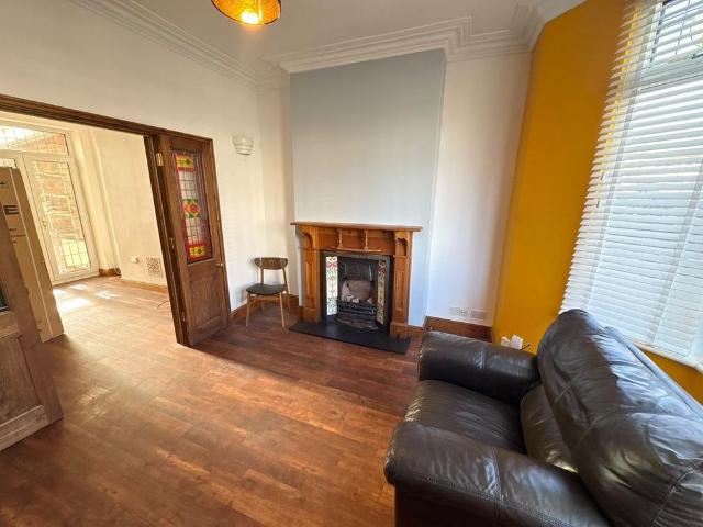 3 bedroom terraced house to rent