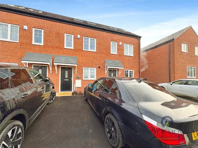 3 bedroom terraced house to rent