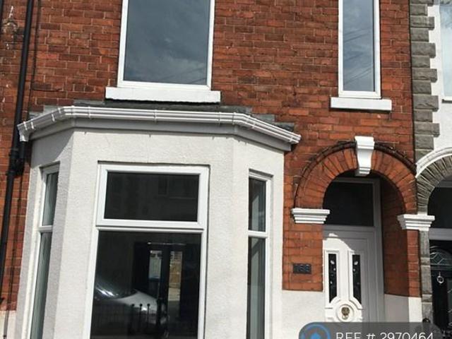 3 bedroom terraced house to rent