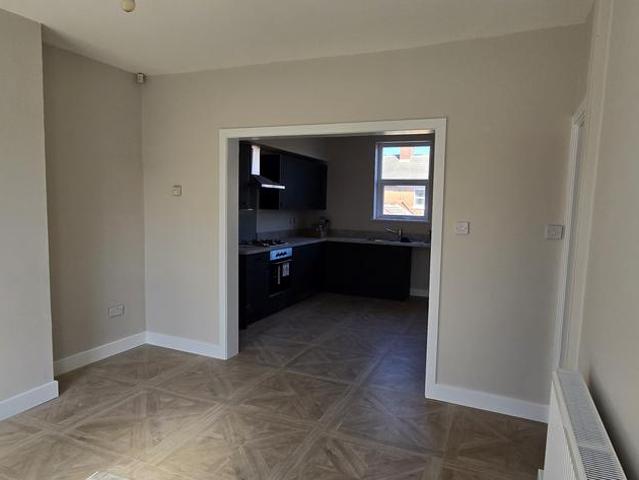 3 bedroom terraced house to rent