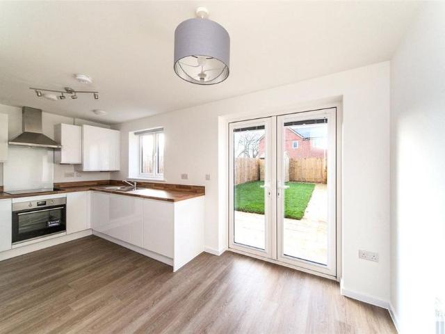 3 bedroom terraced house to rent