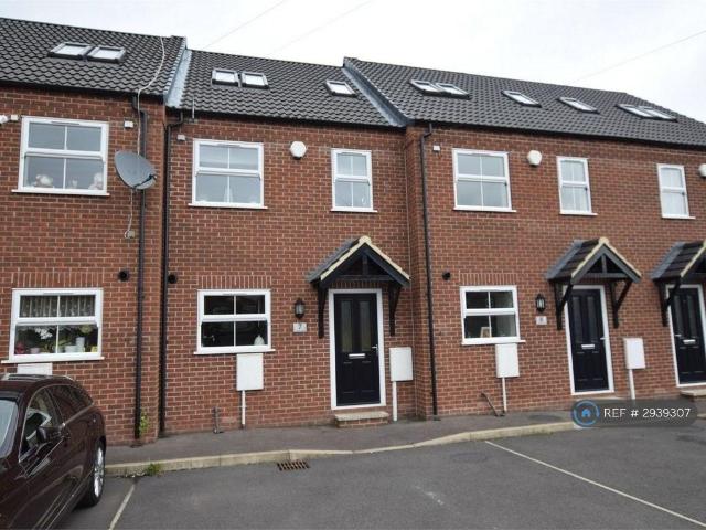 3 bedroom terraced house to rent