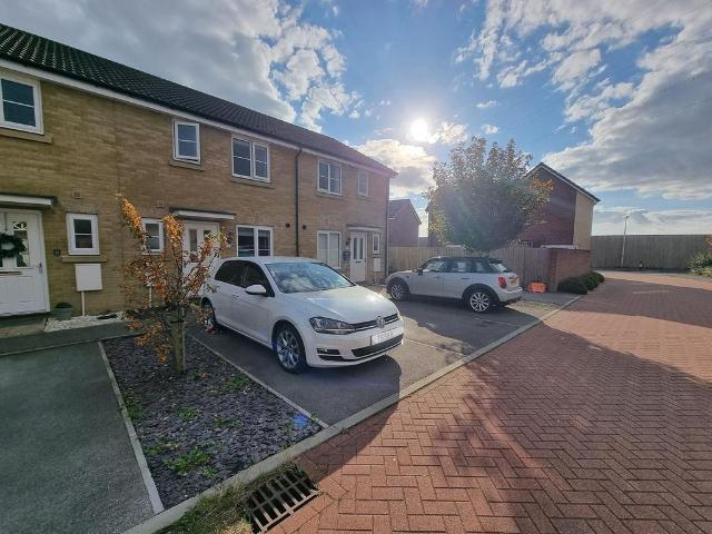 3 bedroom terraced house to rent