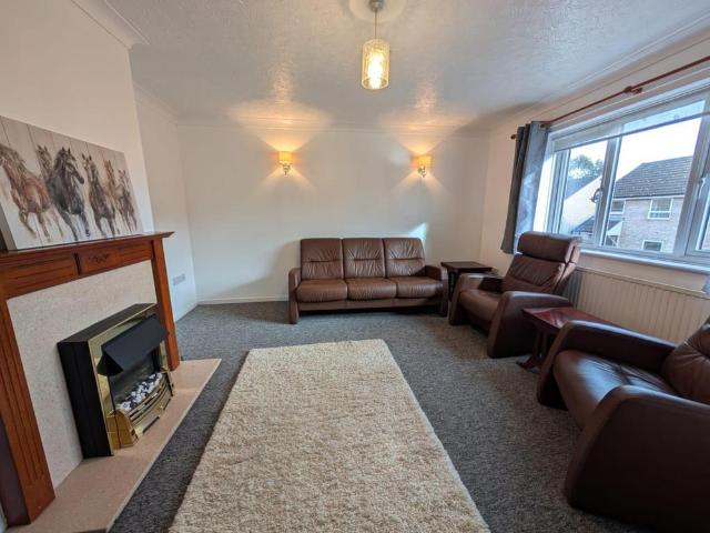 3 bedroom terraced house to rent