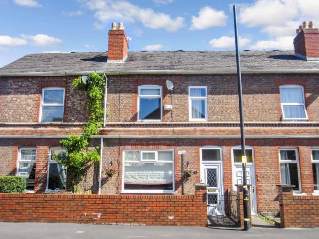 3 bedroom terraced house to rent