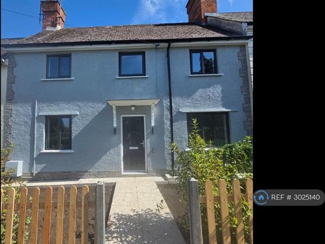 3 bedroom terraced house to rent