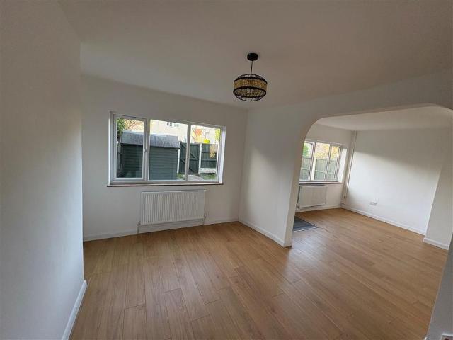 3 bedroom terraced house to rent