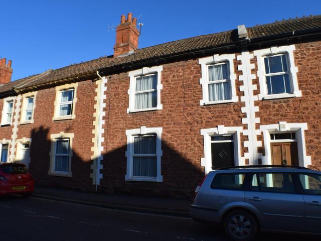 3 bedroom terraced house to rent